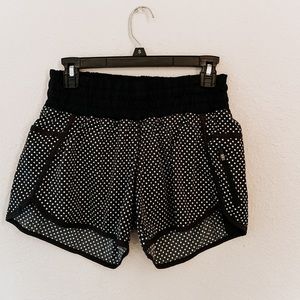 perfect spring lululemon shorts!!